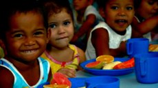 Anelise: hoje, comida é identificada como mercadoria e conflitos de interesses dificultam constituição e avanço da alimentação adequada e saudável como direito. Imagem: Governo de Alagoas.