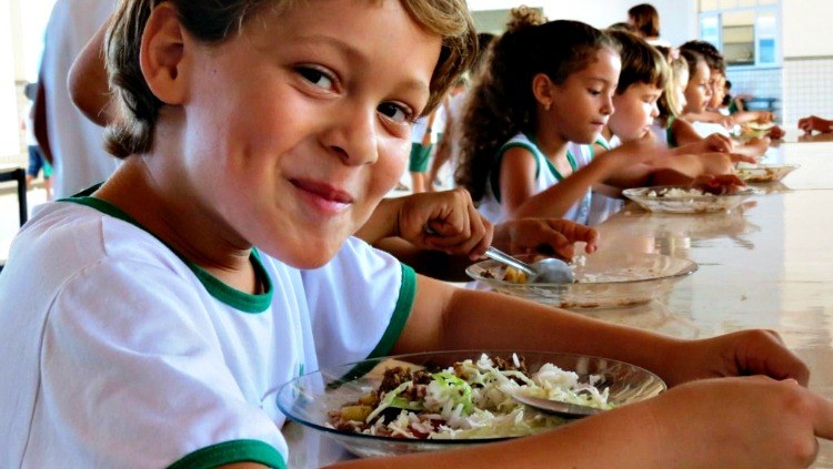 merenda escolar dois editada.jpg merenda escolar dois editada.jpg