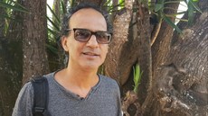 Eduardo Amaral é graduado em agronomia e trabalha com povos e comunidades tradicionais da Amazônia desde 1992. Atua no desenvolvimento socioambiental, com concentração nos processos de fortalecimento da organização social, produção agroextrativista, regularização fundiária, sociobiodiversidade e segurança alimentar e nutricional. Coordena o Grupo de Pesquisa e Extensão em Sistemas Agroflorestais do Acre/Pesacre, organização não governamental que participa da Articulação Nacional de Agroecologia, entre outras redes da sociedade civil.