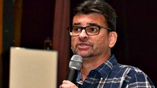 Alcemi Barros é nutricionista e atua na nutrição social, voltada à segurança alimentar e nutricional, o direito humano à alimentação adequada e políticas públicas. Participa de conselhos e fóruns de políticas públicas. Preside o Consea do Espírito Santo. Imagem: Facebook