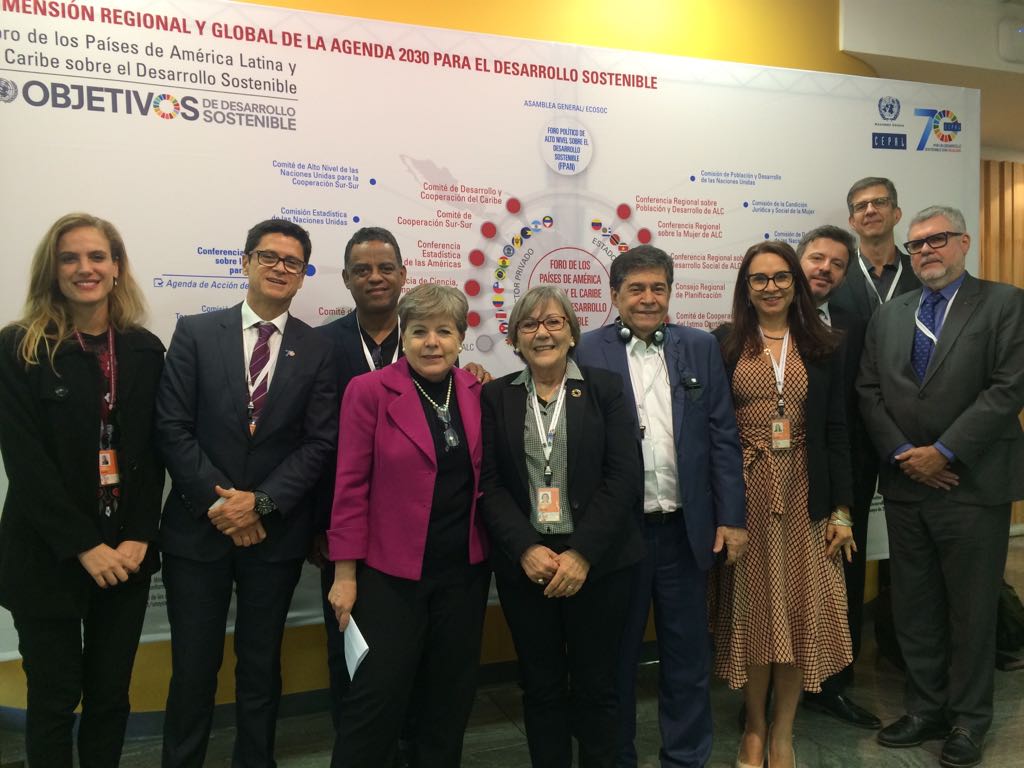 Delegação brasileira na CEPAL.jpg