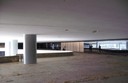 Saguão do terceiro andar sem carpetes