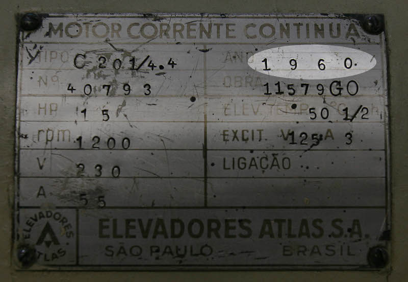 Ano de fabricação dos elevadores do Palácio