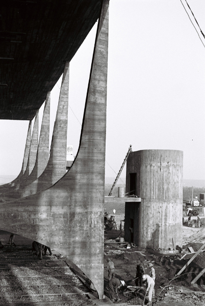 Colunas e parlatório - 1959
